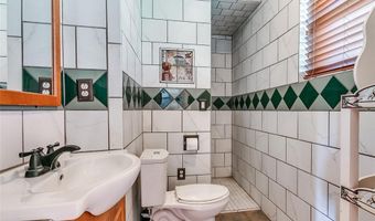 208 W Shore Dr, Arcadia, OK 73007