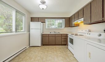 1670 Tudor Dr, Ann Arbor, MI 48103