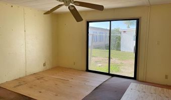 512 Puffin Dr, Barefoot Bay, FL 32976
