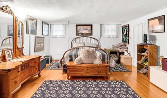 104 E 5TH Ave, Cheyenne, WY 82001