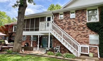 1203 Oak Ave, Aurora, MO 65605