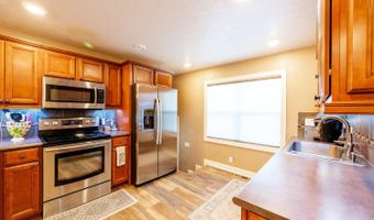937 N Carrington Ave, Buffalo, WY 82834