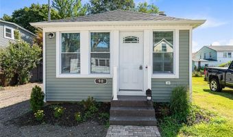 90 Huron St, Warwick, RI 02889