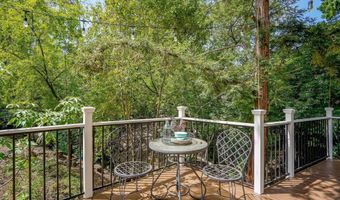 24 Ray Ct, Alamo, CA 94507