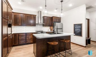 1528 W Autumn Cir, Brandon, SD 57005