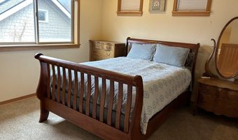 1249 Iowa, Ashland, OR 97520