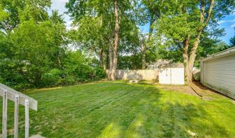 77 Devonshire Dr, Akron, OH 44312
