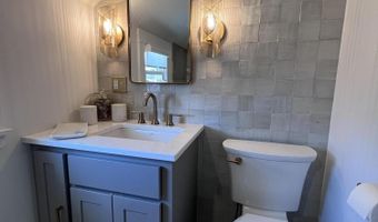 66 Howard St, Bangor, ME 04401