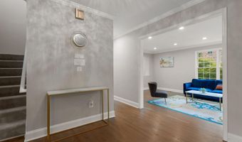 3436 HOLLY Rd, Annandale, VA 22003