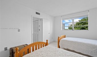 2999 POINT EAST Dr C-502, Aventura, FL 33160