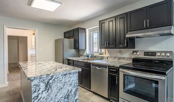 19080 E Indian Hills Dr, Black Canyon City, AZ 85324