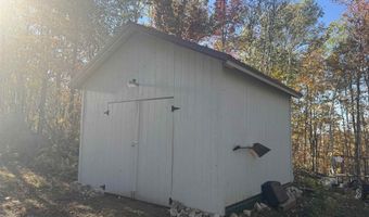 915 Wheeler Mountain Rd, Barton, VT 05822