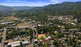 165 Water St, Ashland, OR 97520