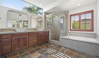 2070 Tiffany Dr, Oceanside, CA 92056