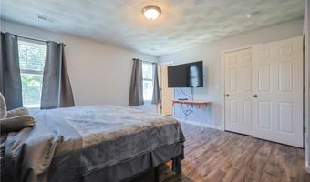 71 Francis Ave, East Providence, RI 02915
