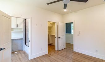 2 Scotch Broom Pl, Bella Vista, AR 72715