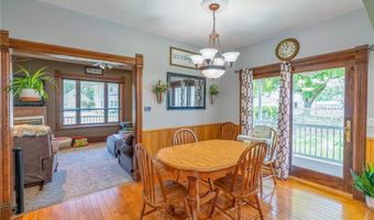 136 1st Ave, Alden, MN 56009
