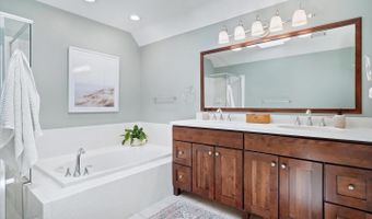 5 LINDEN SPRING Ln, Bear, DE 19701