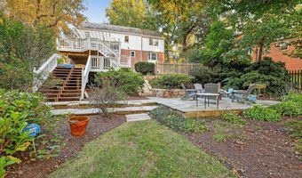 9302 W PARKHILL Dr, Bethesda, MD 20814