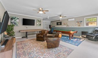 702 Dewoody Dr, Bentonville, AR 72712
