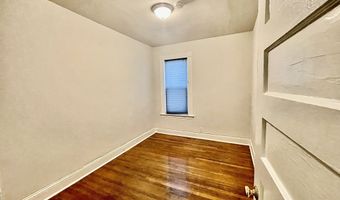 517 Brooks St, Bridgeport, CT 06608