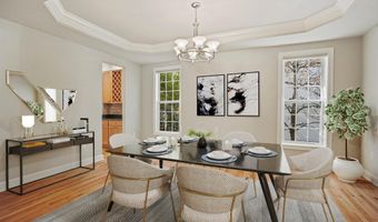 5604 HOOVER St, Bethesda, MD 20817