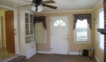 4237 Washington St, Ayden, NC 28513