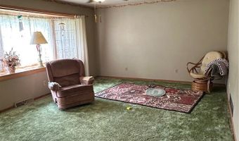 477 Catalina Dr, Akron, OH 44319