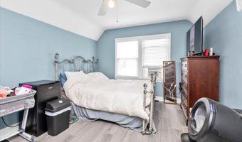 22 Towne St, Amityville, NY 11701