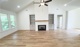 25 Roxburgh Dr, Bella Vista, AR 72715