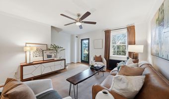 1130 COLONIAL Ave, Alexandria, VA 22314