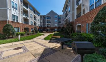 4850 EISENHOWER Ave 418, Alexandria, VA 22304
