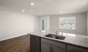 151 Trumpet Vine Rd, Aberdeen, NC 28315