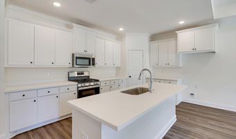 111 Hyde Park Dr, Brandon, MS 39042