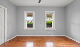 651 Iranistan Ave, Bridgeport, CT 06605