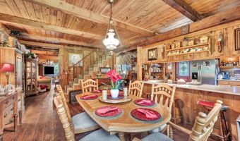 684 Mardis Point Rd, Baileyton, AL 35019