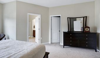 630 Briarcliff St, Apex, NC 27502