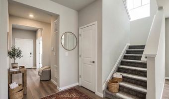 202 Sugar Beet Ln, Berthoud, CO 80513