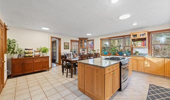 511 Tripps Corner Rd, Exeter, RI 02822