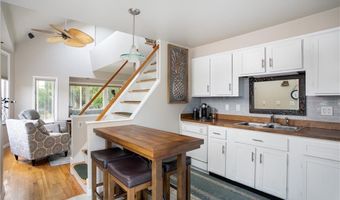110 Rocky Hollow Rd, East Greenwich, RI 02818
