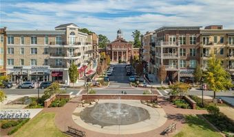 1102 Pine Grove Dr, Alpharetta, GA 30009