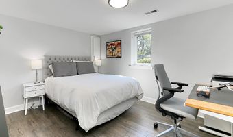 5029 22ND St S, Arlington, VA 22206