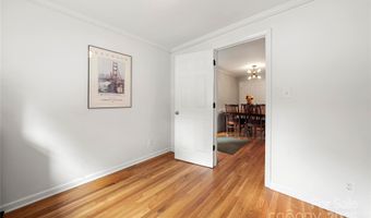 3725 Sudbury Rd, Charlotte, NC 28205
