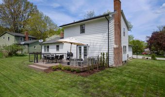 715 Marbury Dr SE, Ada, MI 49301