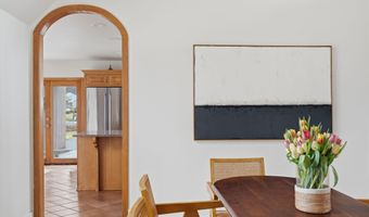 28 E Ridge Ct, Cheshire, CT 06410