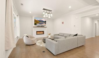 159 Waverly Dr, Alpharetta, GA 30004