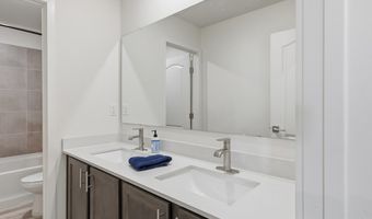 2506 Calle Del Los Claveles, Belen, NM 87002