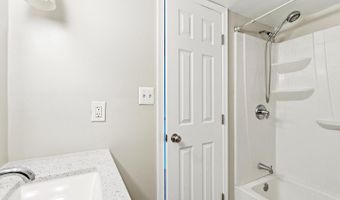 10531 BEACON RIDGE Dr #13-101, Bowie, MD 20721