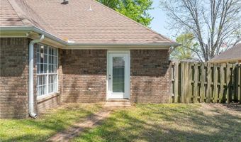 633 Meadowbrook Dr, Alma, AR 72921