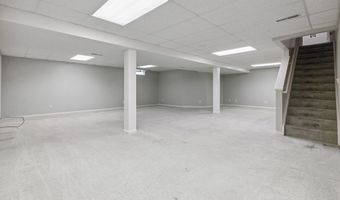 1250 Spring Ridge Cir, Alliance, OH 44601